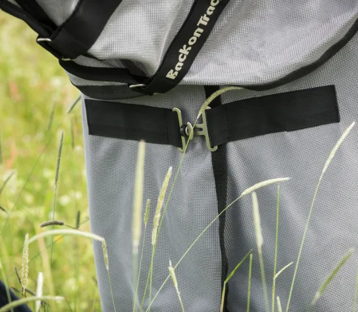 Buzter Fly Rug