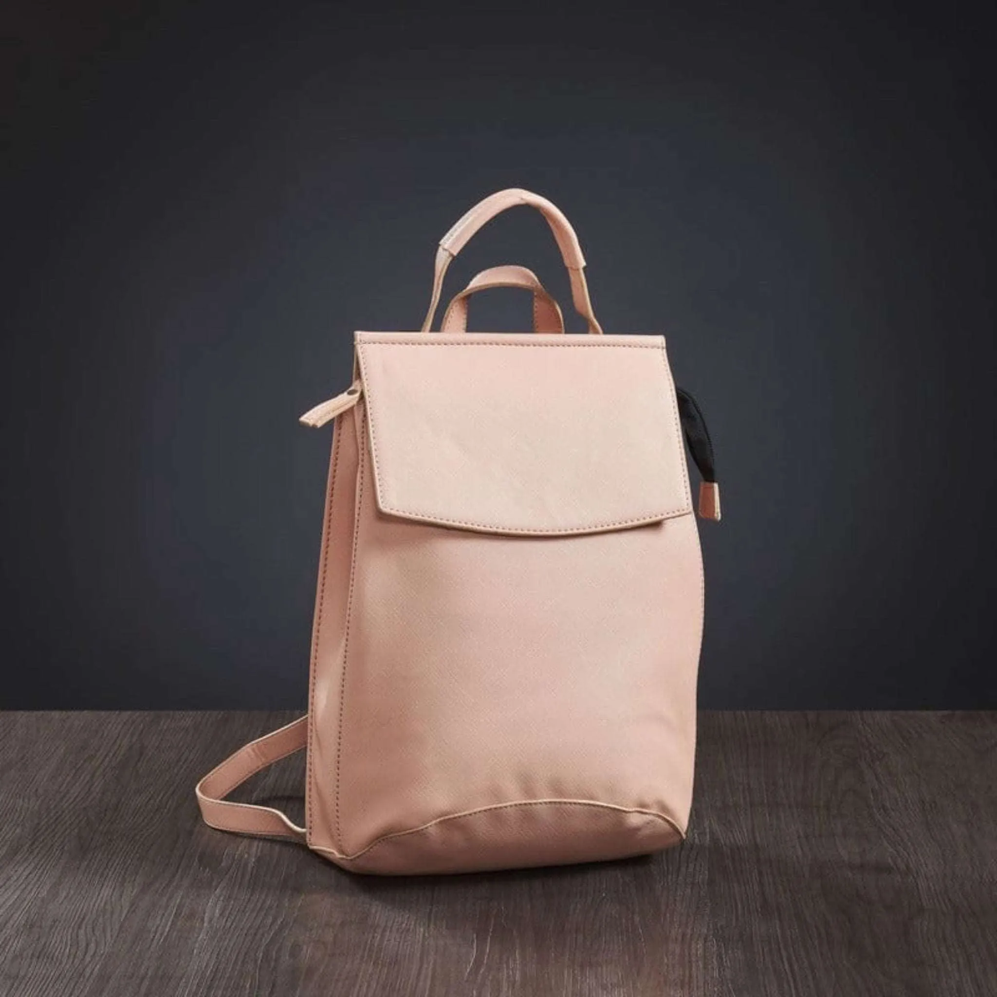 Cher Daypack for Women - Coral