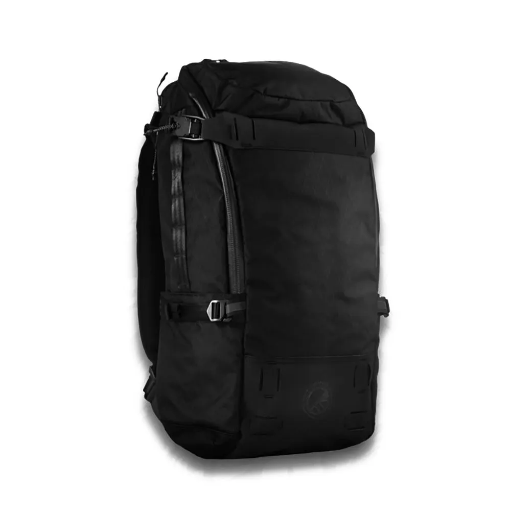 Clamshell 25 Backpack