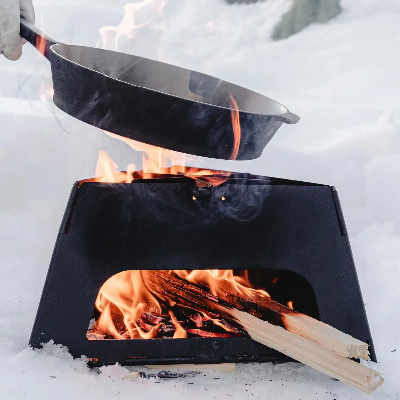 Flatbrook Folding Stove – Portable, Heavy-Duty Cooking for Any Adventure