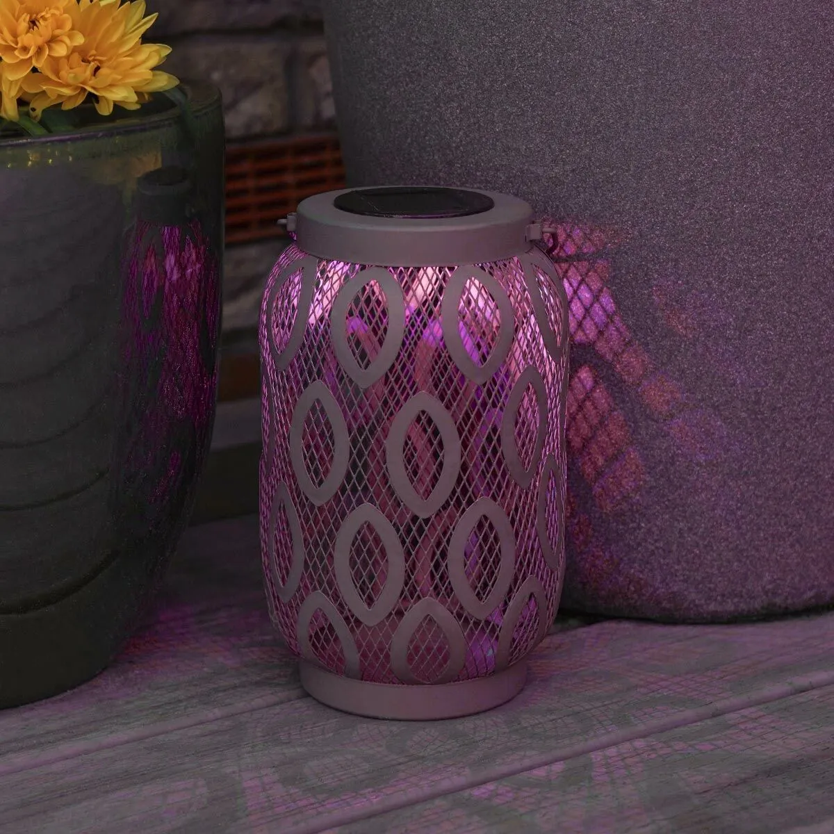 Garden solar lamp