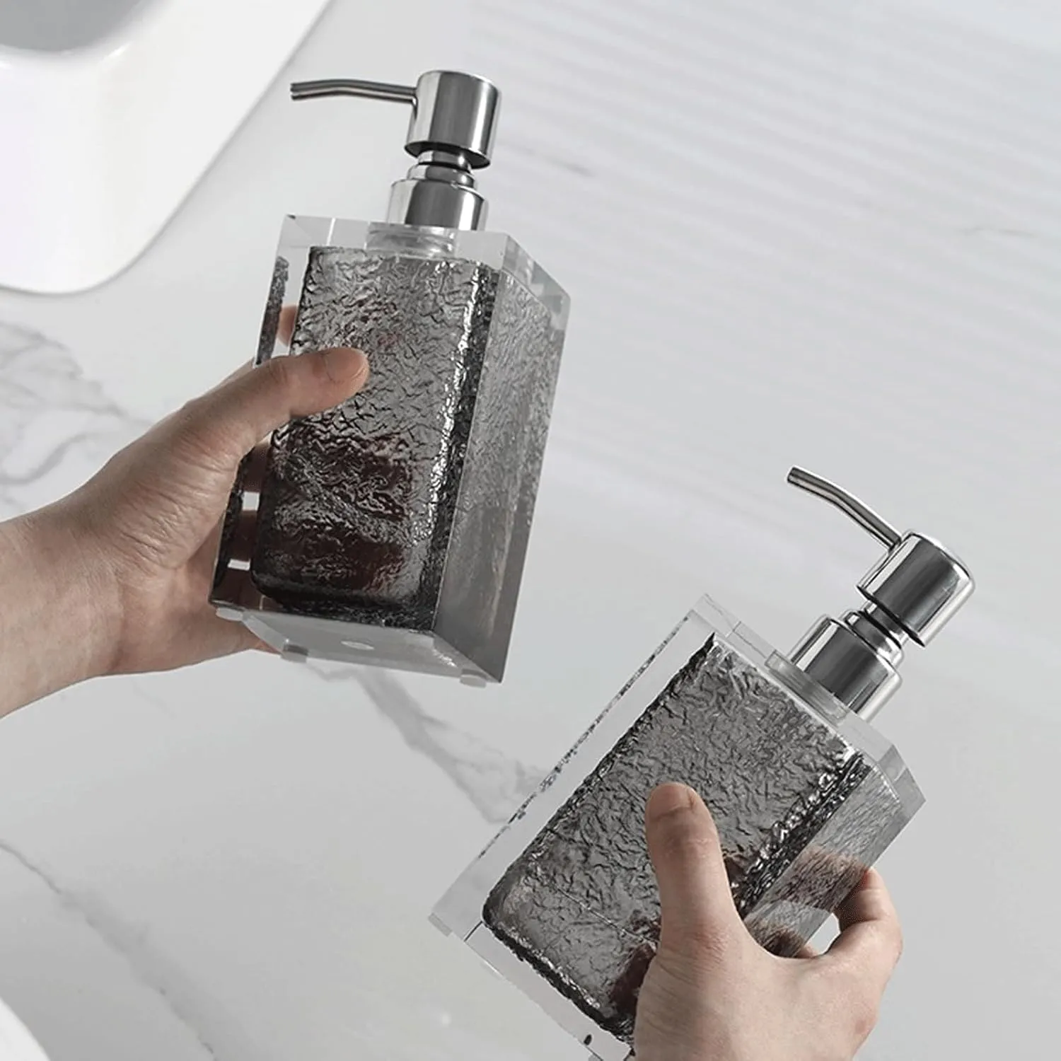 Hand Soap Dispenser Soap Dispenser Luxury Soap Dispensers Boho Decorative Pump Bottle Dispenser Resin Soap Bottles for Kitchen Bathroom Spring Decor