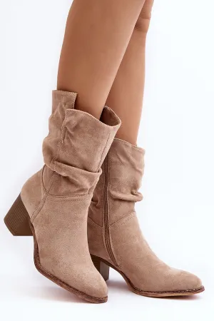 Heel boots Step in style