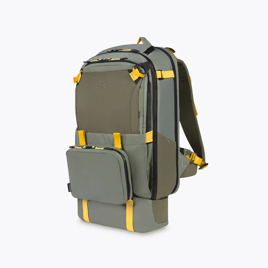 Hive Backpack Mulled Green   3 Accessories