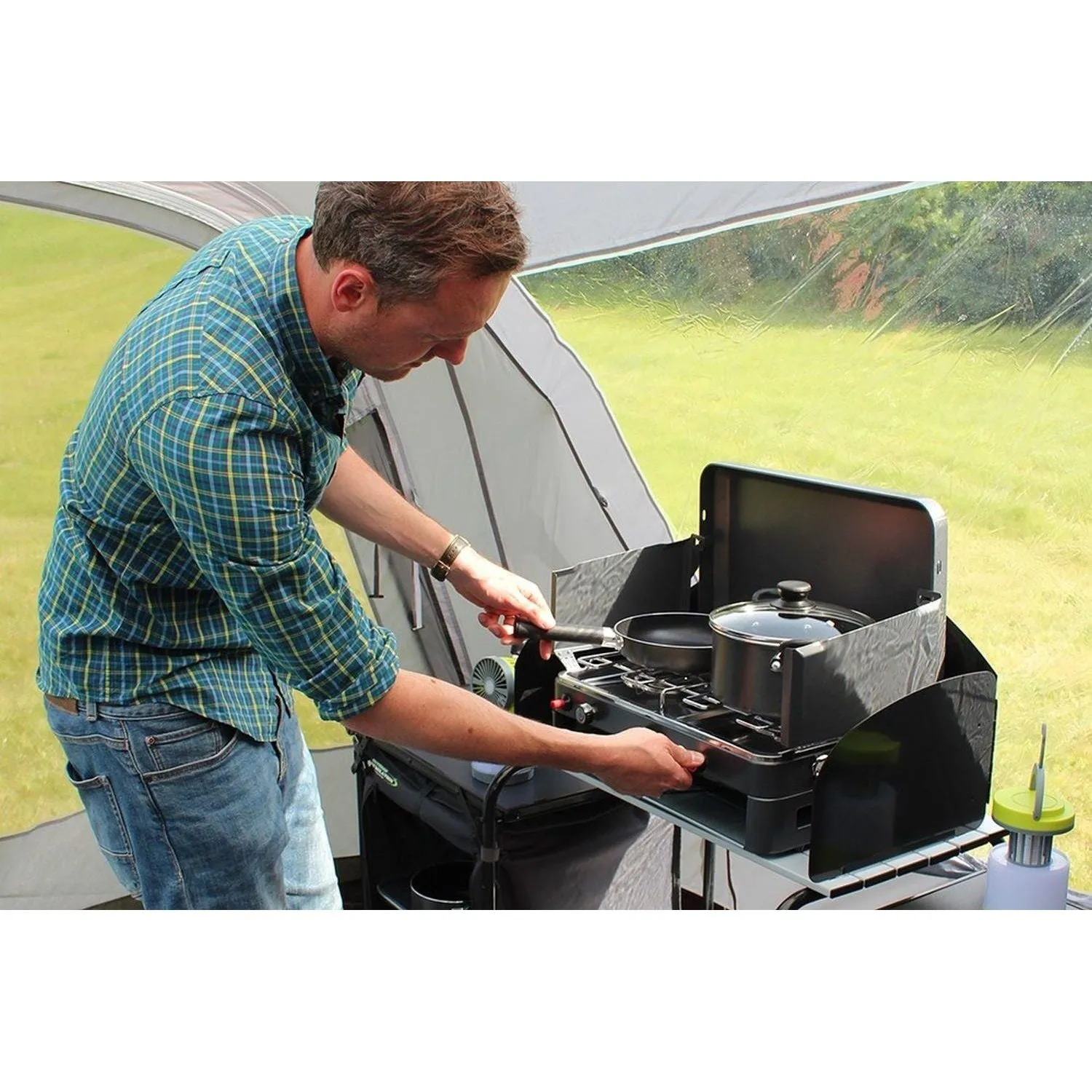 Outdoor Revolution Twin Burner Gas Stove & Grill