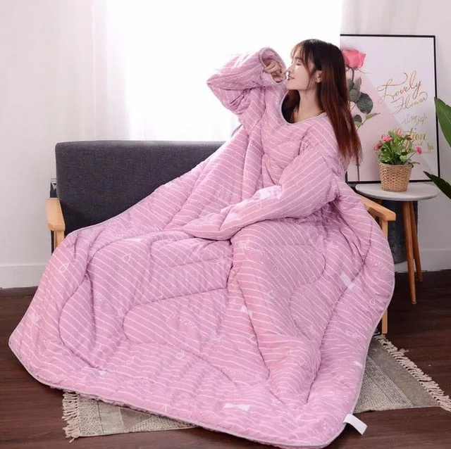Quilt with Sleeves (bedding, winter)