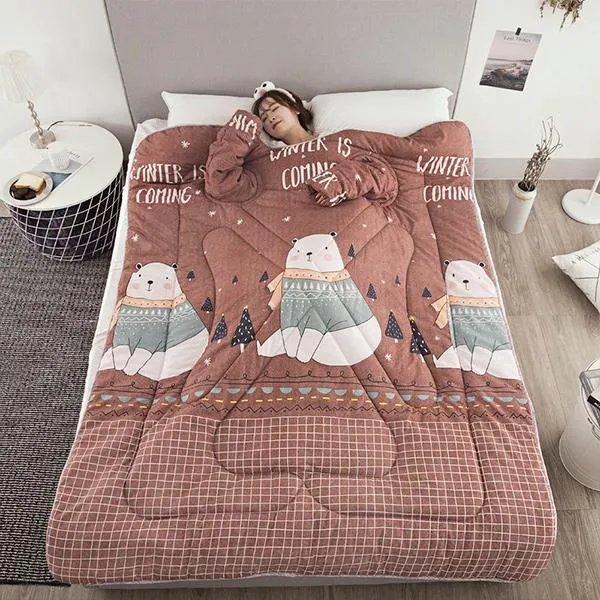 Quilt with Sleeves (bedding, winter)