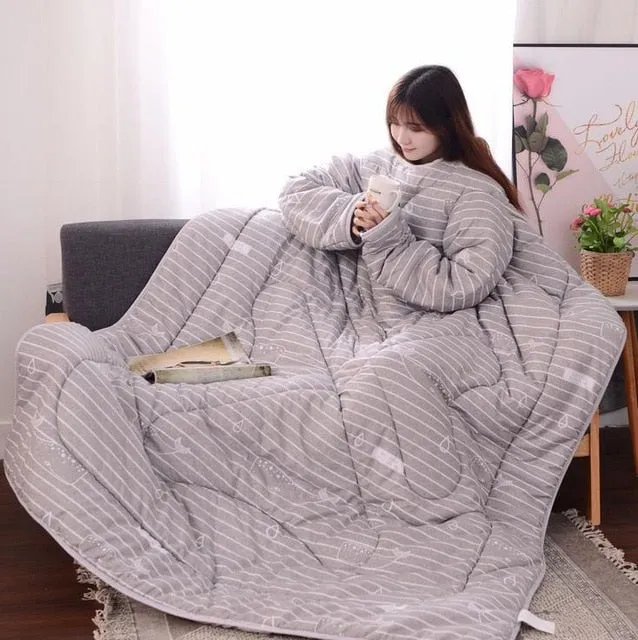 Quilt with Sleeves (bedding, winter)