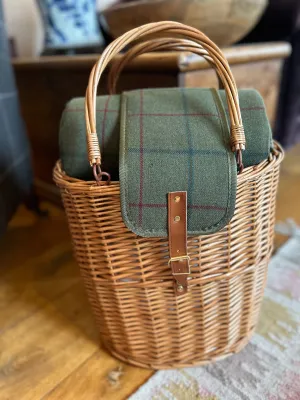 The Buxton -green tweed chiller basket