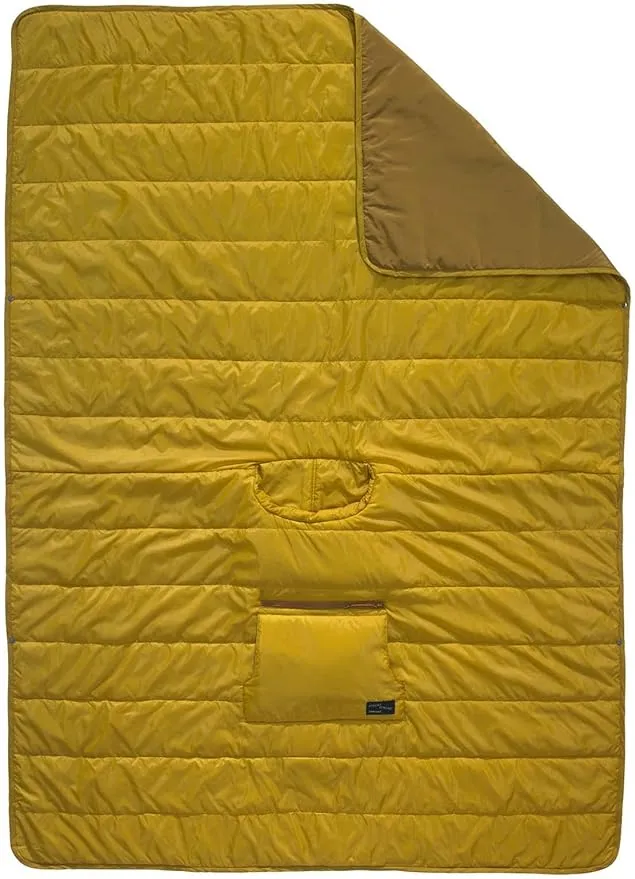 Therm-a-Rest Honcho Poncho Wearable Hoodie Blanket, Wheat