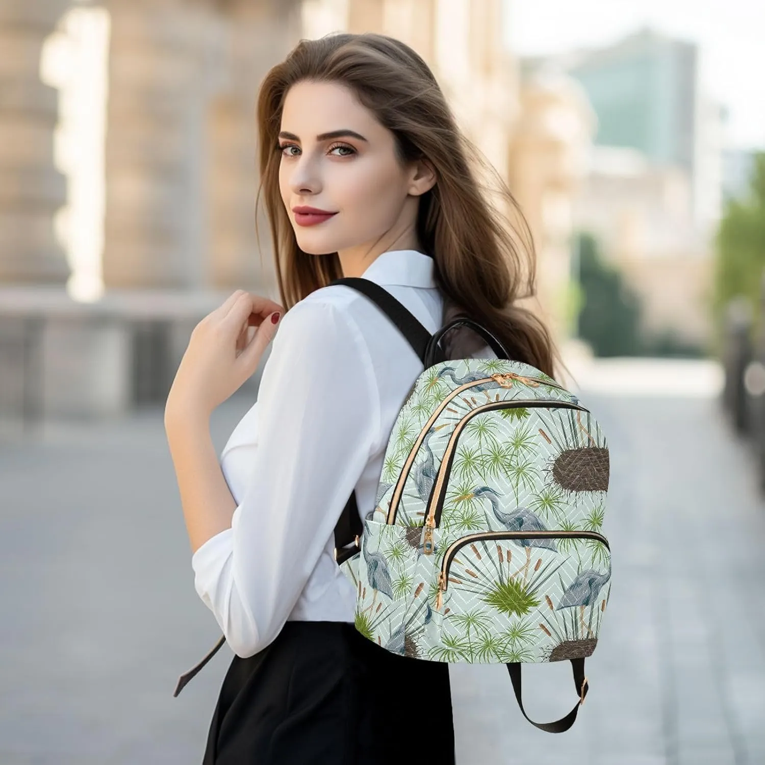 VIGTRO Women Fashion Backpack Quilted Mini Purse Heron Bird Swamp Plants, Lightweight Travel Casual Shoulder Backpack with Adjustable Straps Size M