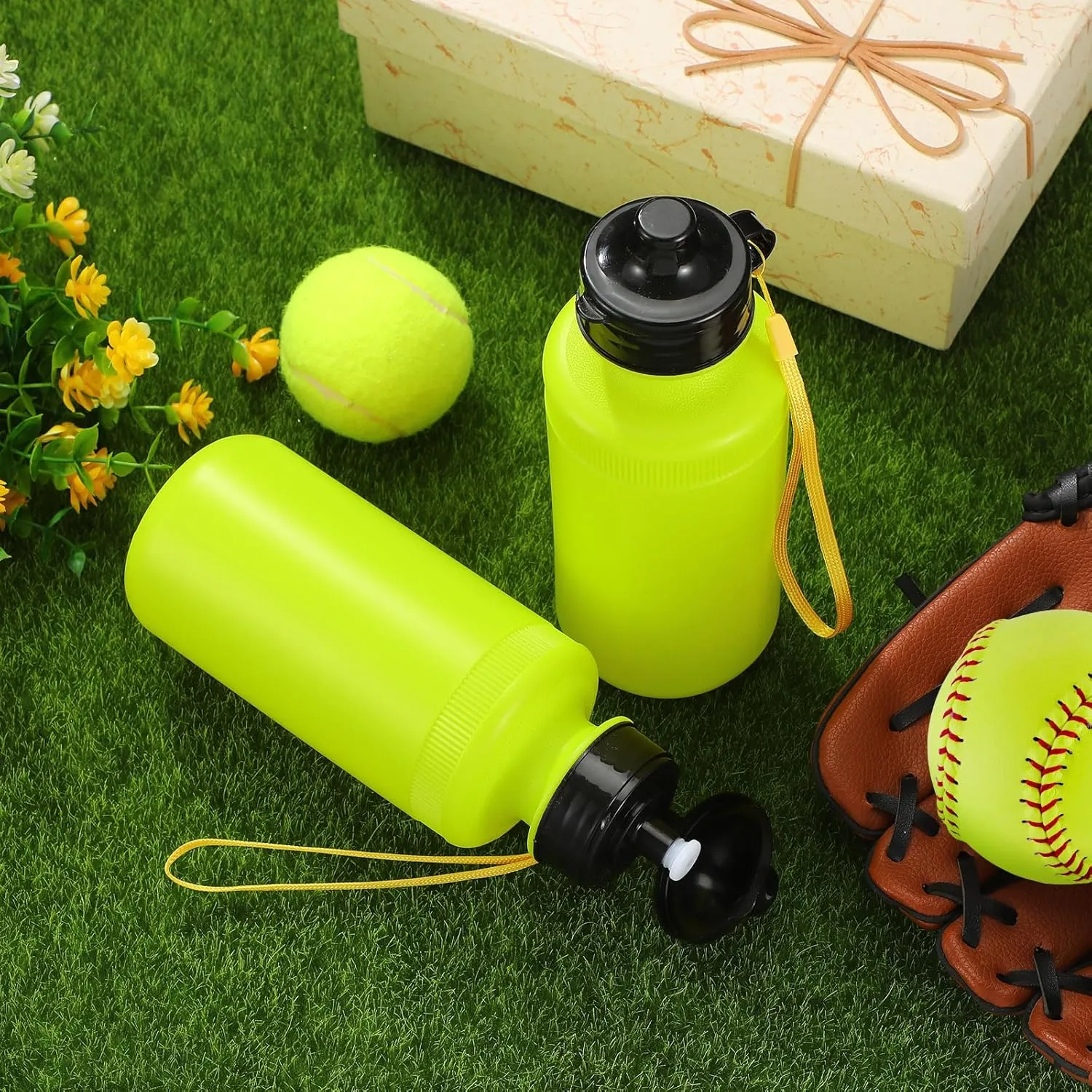Zubebe 36 Pcs Sport Water Bottles Bulk 21 oz Squeeze Reusable BPA-Free Plastic Water Bottle with Nylon Strap Leak Proof Blank DIY Cup for School Football Team Beach Summer Grad Gift